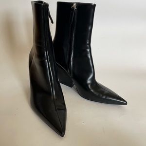 Zara Pointed toe heeled cowboy ankle boots